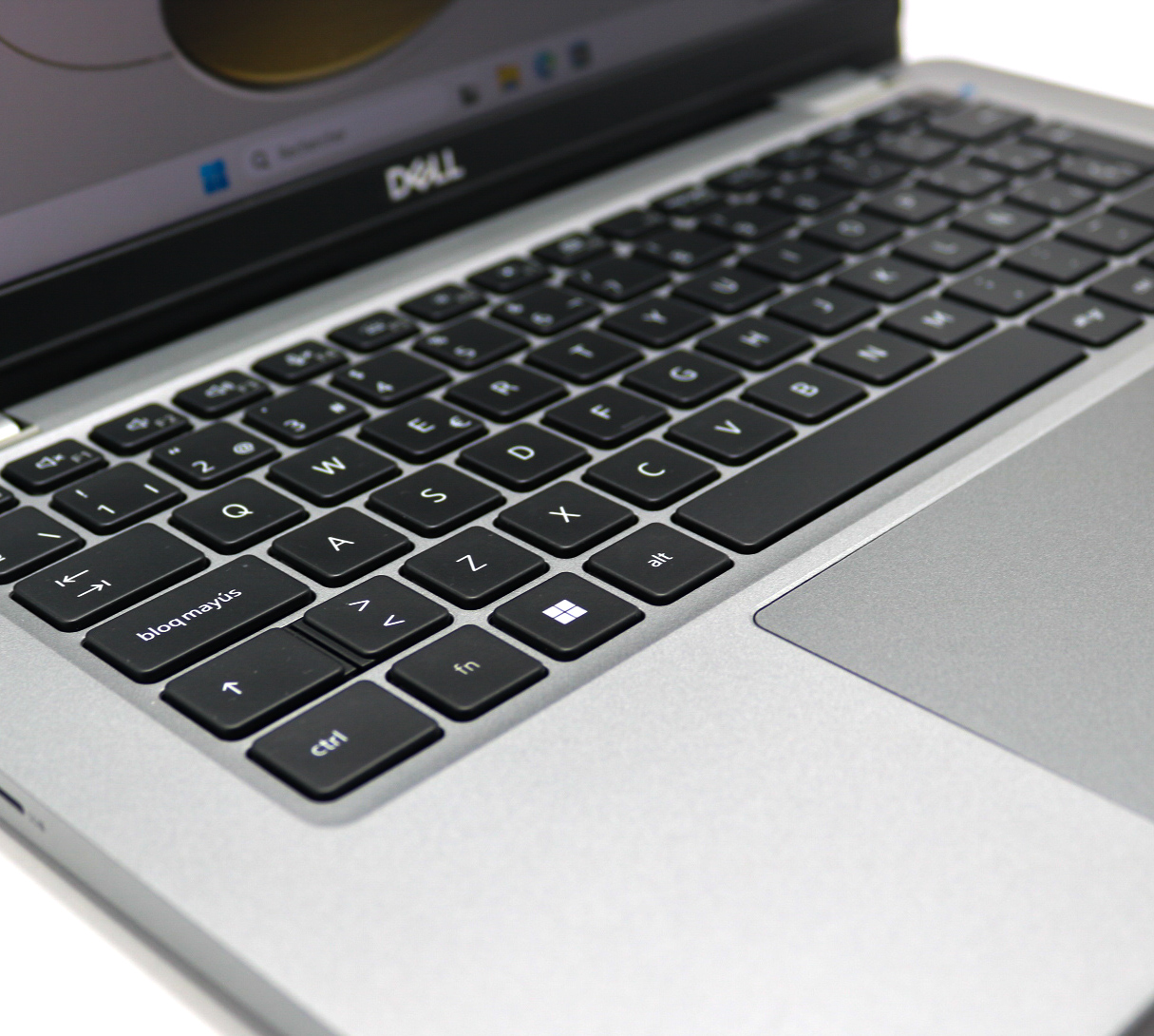 DELL latitude 5330-i7 12Th-16Ram 512SSD – Image 2