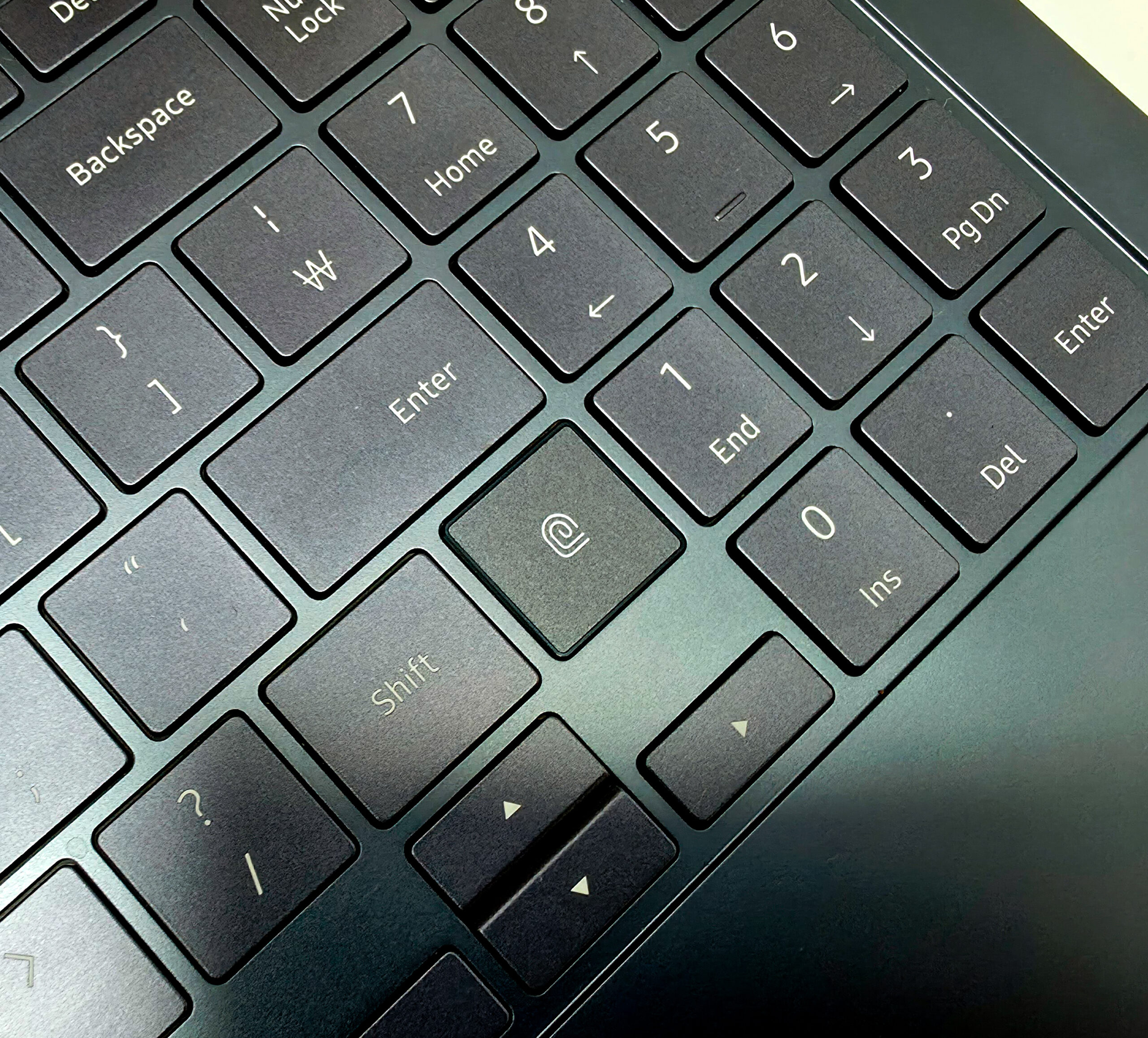 Samsung Pro-i5 11Th-8Ram 256SSD-X360 Tactile-Nvidia MX450 (avec stylet) – Image 6