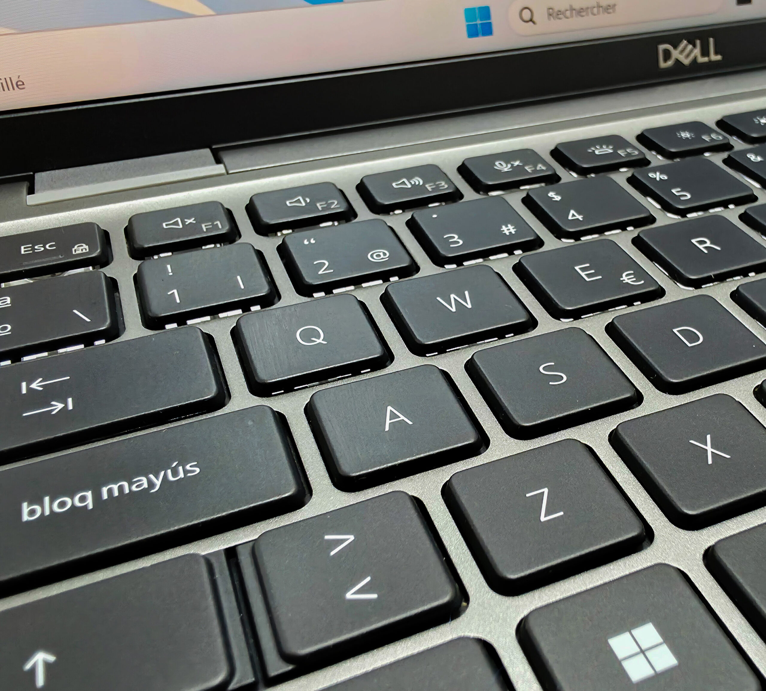 DELL Latitude 7450-Ultra7 14Th-32Ram 512SSD-14" – Image 3