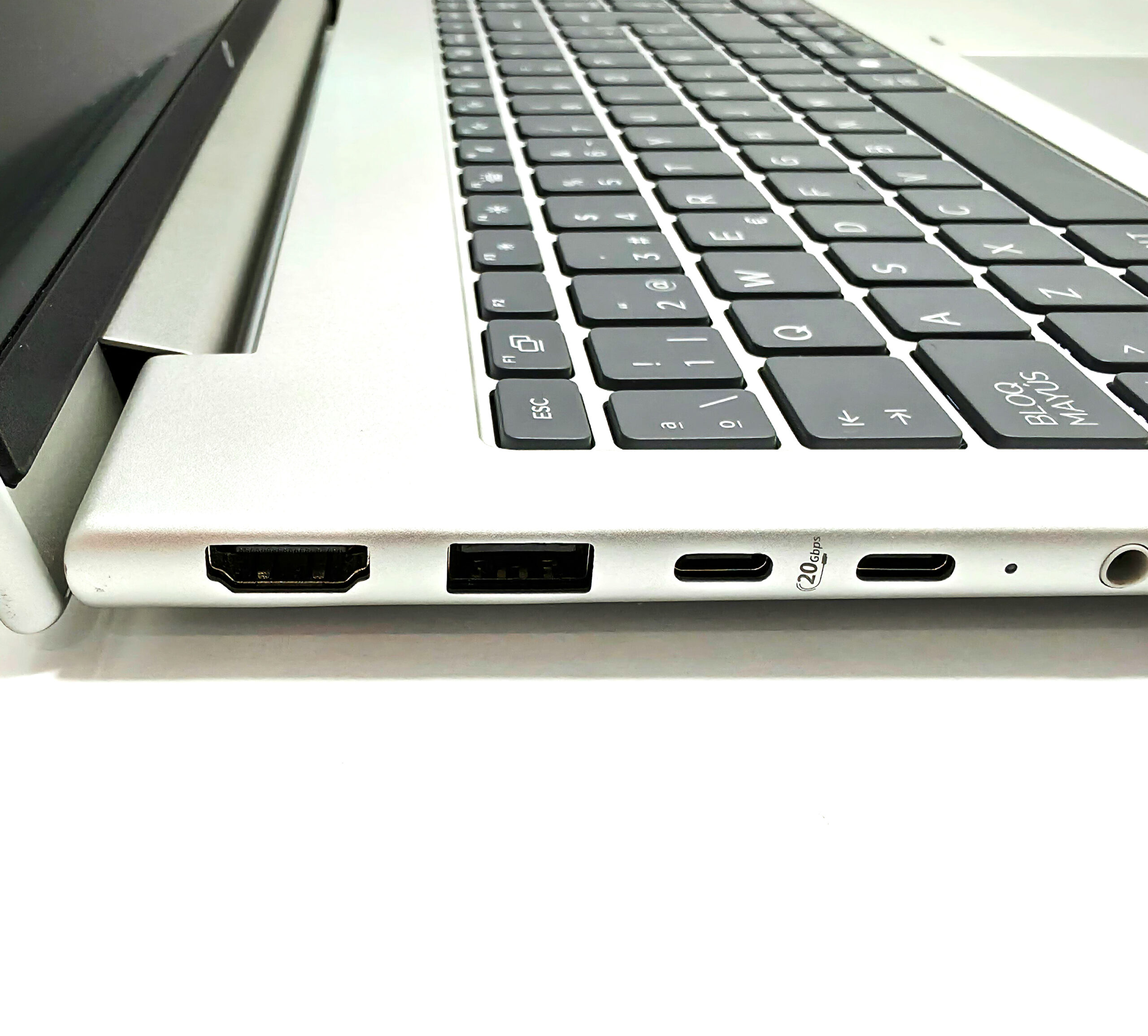 HP Probook 4 G1i AI-Ultra 7 14Th-32Ram 1000SSD-16" – Image 4