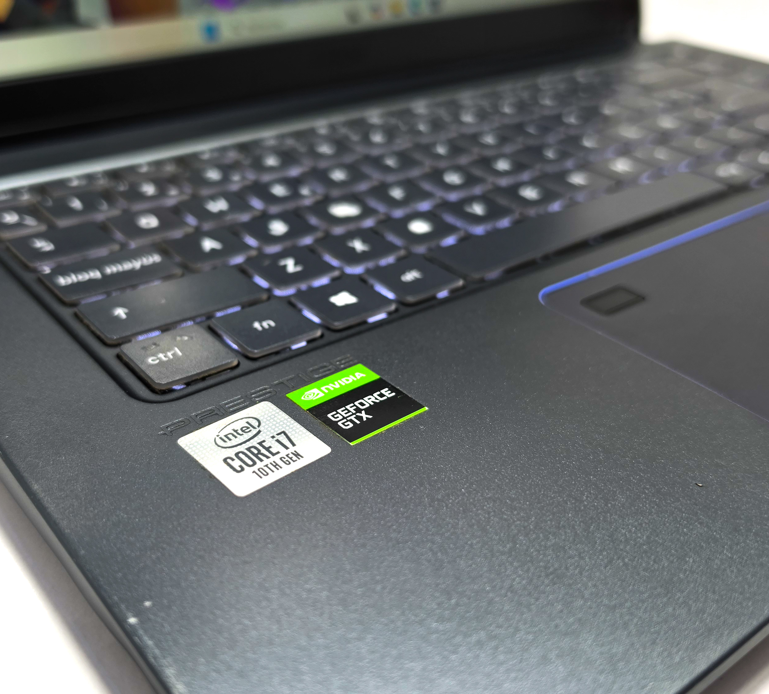 MSI Prestige A10SC-i7 10Th-32Ram 512SSD-GTX1650-15" – Image 3
