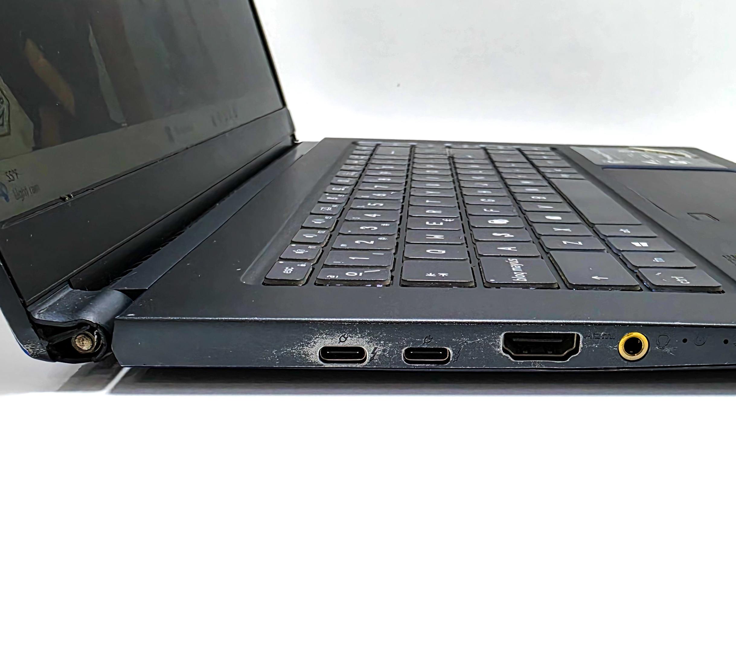 MSI Prestige A10SC-i7 10Th-32Ram 512SSD-GTX1650-15" – Image 6