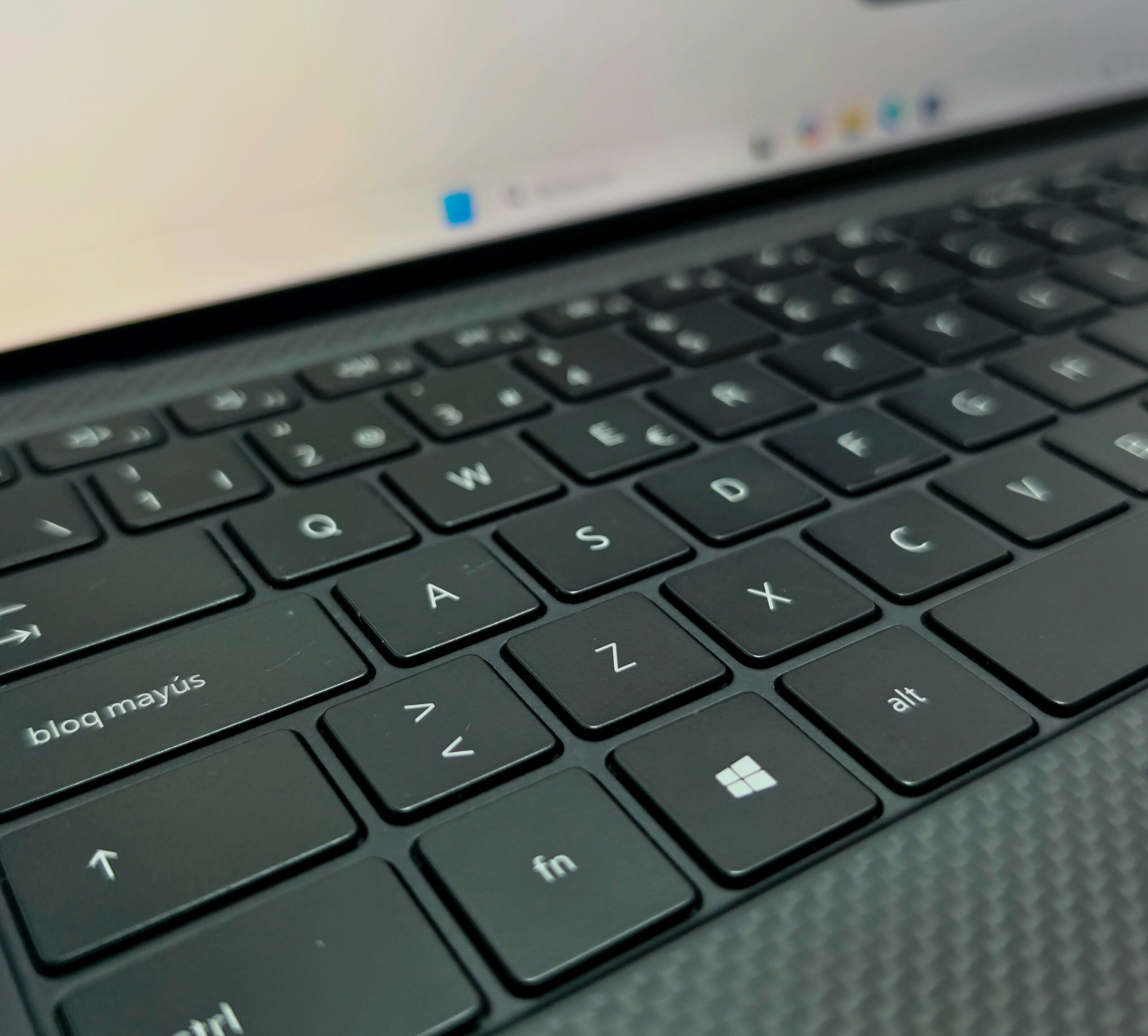 DELL 9310-i7 16Ram 1000SSD-4K Tactile-13.3" – Image 3